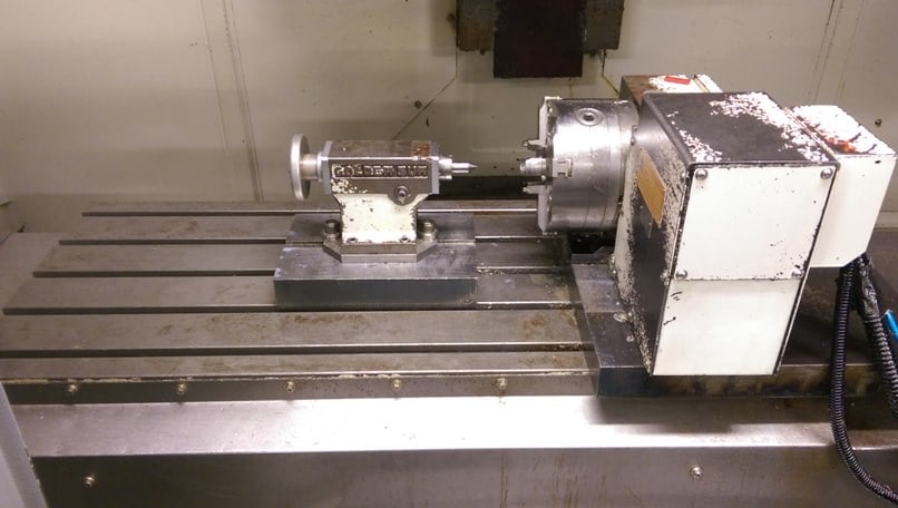 COLCHESTER VMC 1020 S  2008